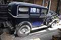 Fiat 514 L berlina quattro porte anno 1930 vista laterale auto depoca trovata in un capannone by Automania.it