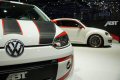 Il tuner tedesco Abt si distingue per linterpretazione della Volkswagen up!, che ora adotta un bodykit sportivo, caratterizzato dalle bande di colore rosso e nero applicate sulla carrozzeria bianco perla. 