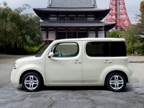 Nissan cube 2003 review