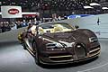 Bugatti propone una nuova versione della Veyron, sviluppata nellambito della fortunatissima e gi sold out serie Les Lgendes de Bugatti, dedicate a celebri personaggi nella storia del marchio.