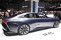 Affianca la coup LC 500h la Concept Car LF-FC (Lexus Future  Flagship Car Fuel Cell)