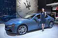Maserati Ghibli Ermenegildo Zegna Edition concept con modella al New York Auto Show 2015
