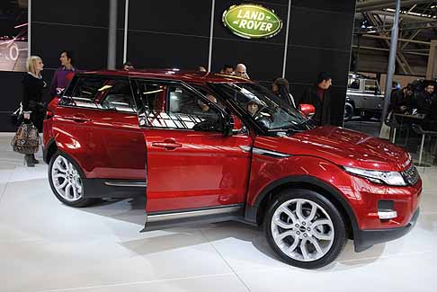 Land Rover - Rage Rover Evoque 5 porte laterale