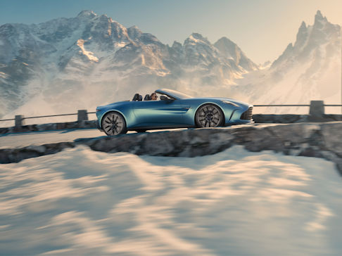 Aston Martin Vantage Roadster 2025