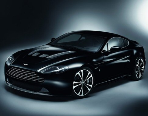 Aston Martin DBS/ V12 Vantage Carbon Black Edition 