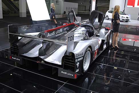 Audi R18 TDI ultra lightweight technology