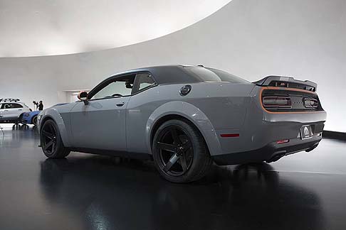 Dodge hallenger GT AWD Concept 