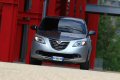 lancia ypsilon vista frontale