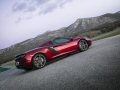 La potenza della 12C Spider, garantita dal poderoso V8 biturbo da 3,8 litri, viene trasmessa alle ruote posteriori tramite il cambio a doppia frizione e 7 rapporti SSG.