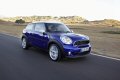 Il marchio entra in un nuovo segmento automobilistico con la MINI Paceman, la prima Sports Activity Coup nel segmento delle vetture compatte e di piccola cilindrata. 