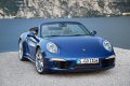 Porsche punta su queste due nuove configurazioni per lampio consenso ottenuto gi in precedenza con la serie 997, richiesta dal 34% della clientela proprio con la trazione integrale. 