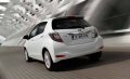 Compatta fuori e spaziosa dentro, la Toyota Yaris Hybrid offre la combinazione tra un packaging compatto e interni pratici e spaziosi