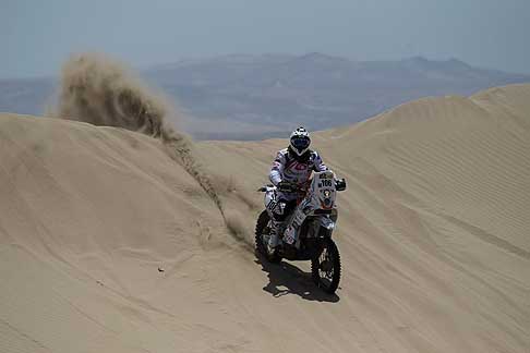 Dakar 2013 - Thomas Bourgin n.106 in gara sul tracciato Pisco - PIsco II stage Dakar 2013