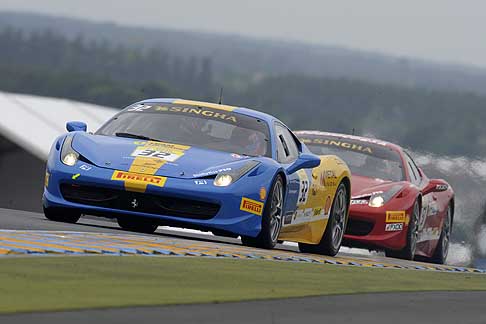 24 Ore di Le Mans - Ferrari Challenge a Le Mans con Chukanov che ha vinto la gara