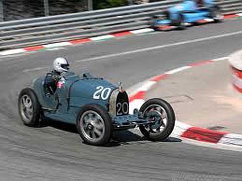 Monaco corse - Vettura depoca n.20 in gara per al Grand Prix Historique de Monaco 2012 - by Automania