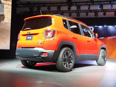 Jeep - Jeep Renegade con motori sono: il 2,4 litri Tigershark con MultiAir2 e un 1,4 litri MultiAir Turbo