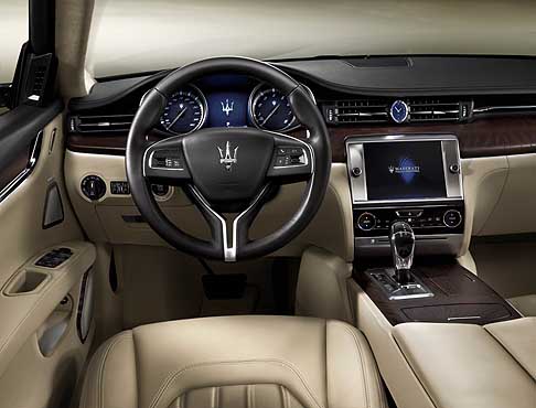 Maserati - Maserati Quattroporte Model Year 2013 interni di lusso berlina