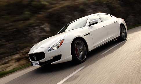 Maserati - Maserati Quattroporte Model Year 2013 profilo laterale