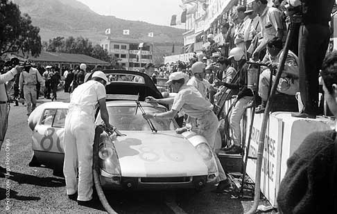 Porsche - Pucci Davis Winner Porsche 904 GTS 1964 alla Eco Targa Florio