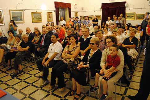 Ferrari - Sala delle Cerimonie del comune di Castellana Grotte (Bari)