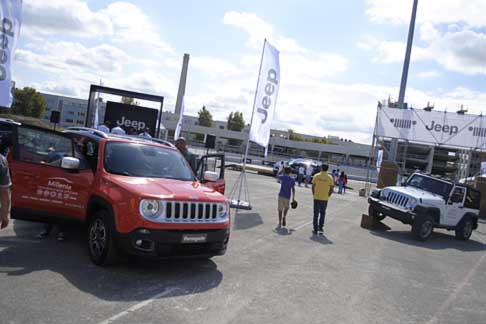 Jeep - Area 71 off-road Jeep alla Fiera del Levante di Bari