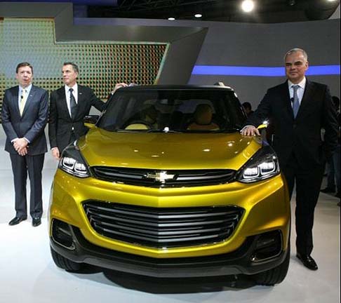 Chevrolet - E dedicato esclusivamente ai promettenti mercati emergenti, il nuovo crossover Chevrolet Adra Concept, che punta a conquistare una posizione di leadership nel segmento dei crossover compatti, e si presenta in veste di premiere al Salone di New Delhi.