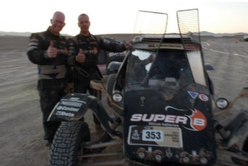 Buggy - Dakar 11ma tappa - tracciato che collega Arica in Arequipa in Per con il pilota norvegese Kees Koolen su rally cars Kobra 001 Buggy