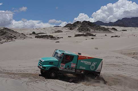 Iveco - Dakar 5^ tappa - Camion Iveco Powerstar guidato da De Rodoy Gerard vincitore della tappa nella categoria Truck