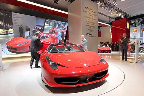 Ferrari - Ferrari 458 Spider presentata in anteprima mondiale al Salone internazionale di Francoforte