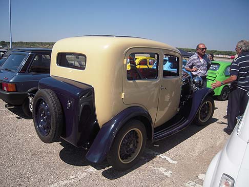 Fiat - Dal ricco parterre di vetture, si stima un qualche centinaio, spiccano autentici gioielli e rarit, come la Fiat Balilla Viotti del 1933