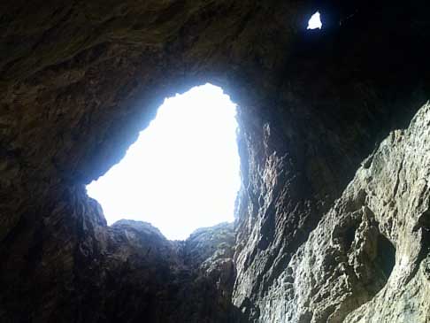 Grotta di Zunzulusa - Grotte della Vora chiamata cos per la voragine situata in alto