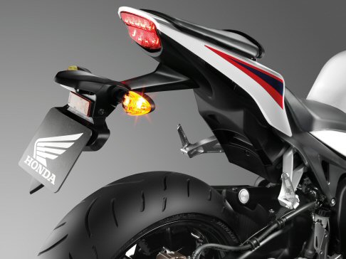 Honda - Honda CBR 1000RR Fireblade 2012 si rinnova dopo ventanni di presenza sul mercato