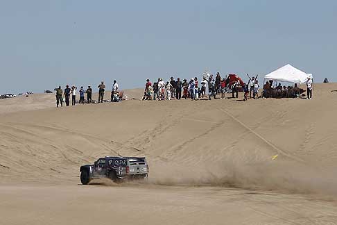 cars Hummer - Hummer H3 guidata dal campione dello Daka 2011 il principe del Qatar Al-Attiyah e co-driver Cruze