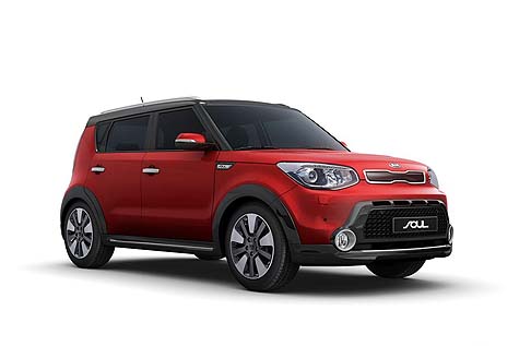 Kia - Ispirata alla concept Kia Trackster del 2012, il restyling di Soul appare pi maturo ed evoluto rispetto al modello precedente.