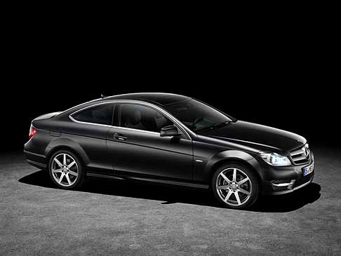 Mercedes-Benz - Mercedes Classe C Coup laterale