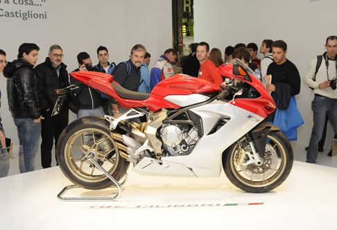 Agusta - Ineddita MV Agusta F3 bike da corsa al EICMA di Milano