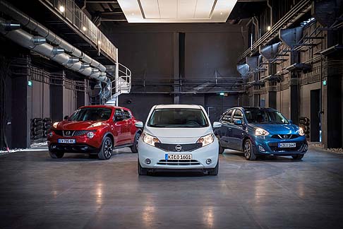 Nissan - Nella location di Bratislava, il brand Nissan coglie loccasione per presentare il rinnovamento della gamma di vetture compatte. 