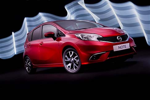 Nissan - Tra le anticipazioni di Ginevra si segnala anche la Nissan Note, il cui restyling mira a conquistare la leadership del segmento B.