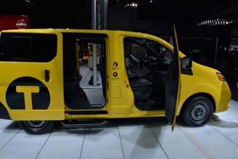 Nissan - Dopo due anni di attente valutazioni, la Taxi & Limousine Commission (TLC) ha scelto Nissan NV200 Taxi come esclusivo taxi del futuro per la citt a partire da fine 2013.