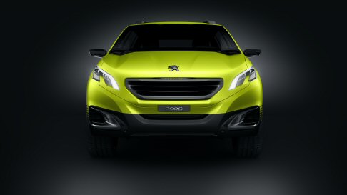 Peugeot - Chiude il parterre la Peugeot 2008 Concept, crossover urbano agile, versatile, dallo stile raffinato e deciso, pensato per chi ama la citt, ma anche levasione.