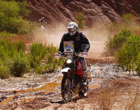 Bultaco - Dakar 2011 moto rally Pursang 370 Bultaco guidata da Ignacio Chivite