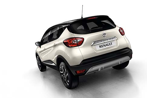 Renault - La gamma delle unit disponibili sulla Renault Captur Helly Hansen include le motorizzazioni benzina TCe da 90 e 120 CV e diesel dCi da 90 CV, abbinabili al cambio automatico ECD o manuale. 