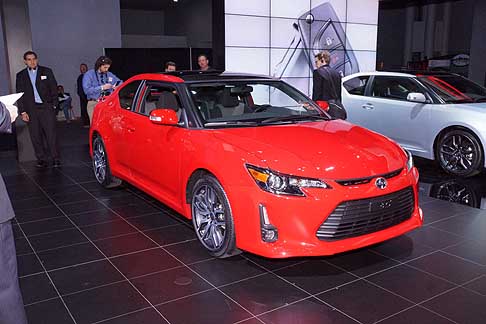 Scion - Scion TC 2014 anteprima mondiale al New York Auto Show 2013