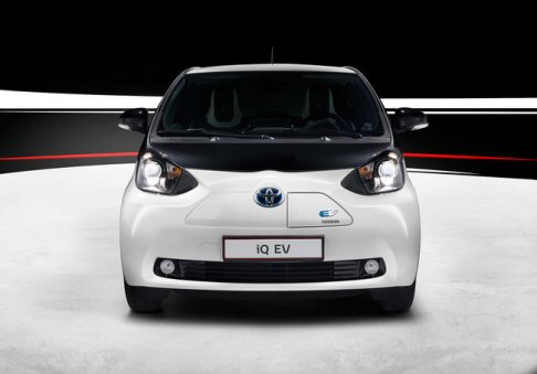 Toyota - La Toyota iQ EV rappresenta un ulteriore sviluppo della tecnologia Hybrid Synergy Drive di Toyota.