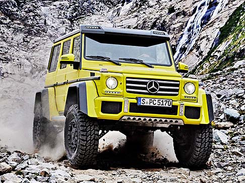 Mercedes-Benz G500 4x4