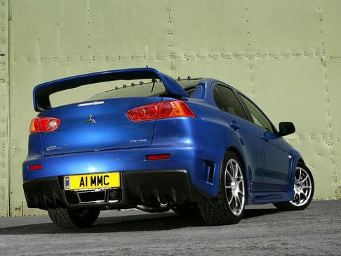 Mitsubishi Lancer Evolution X FQ-400