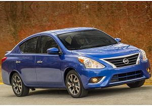 La nuova Nissan Versa Sedan 2015