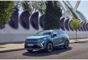 Renault Symbioz: agile e versatile suv familiare