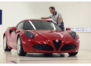 Alfa Romeo 4C, tutti i dettagli prima del debutto