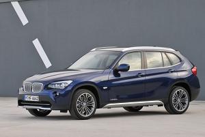 Nuovi motori e cambio automatico per la BMW X1